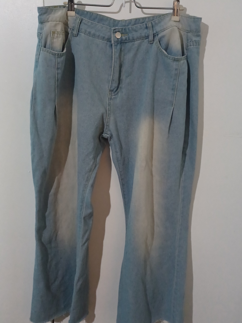 Light Wash Denim Jeans with Subtle Whiskering